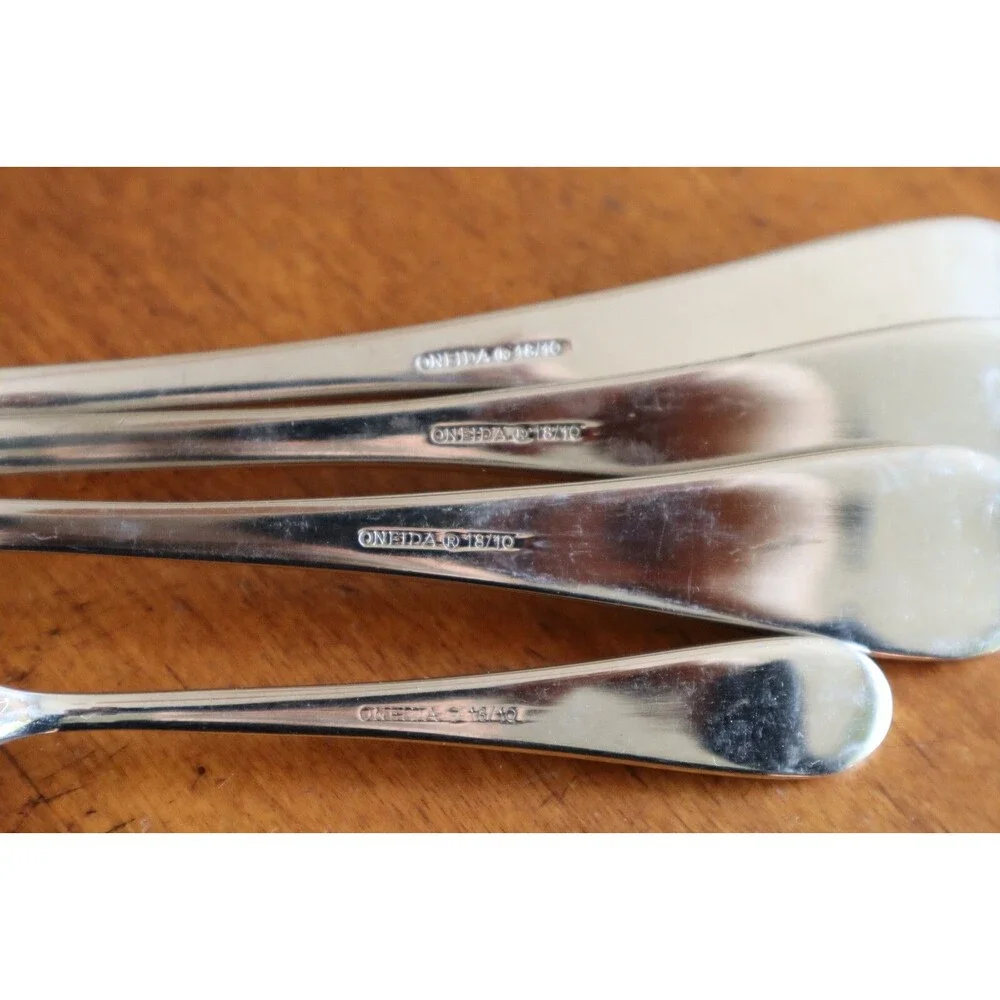 Lot Of 4 Oneida ICARUS Stainless Glossy Serving Utensil Spoons Made in Vietnam